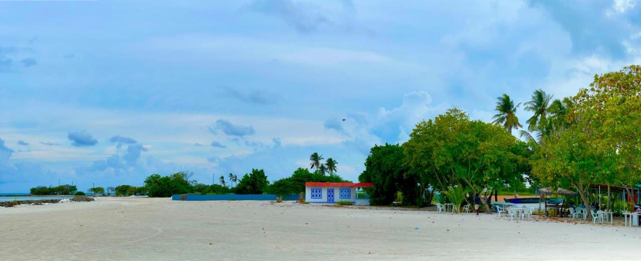 La Isla Tropica Hotel Гурайдо Екстериор снимка