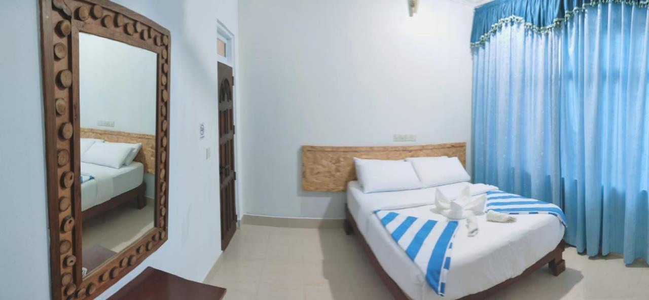 La Isla Tropica Hotel Гурайдо Екстериор снимка