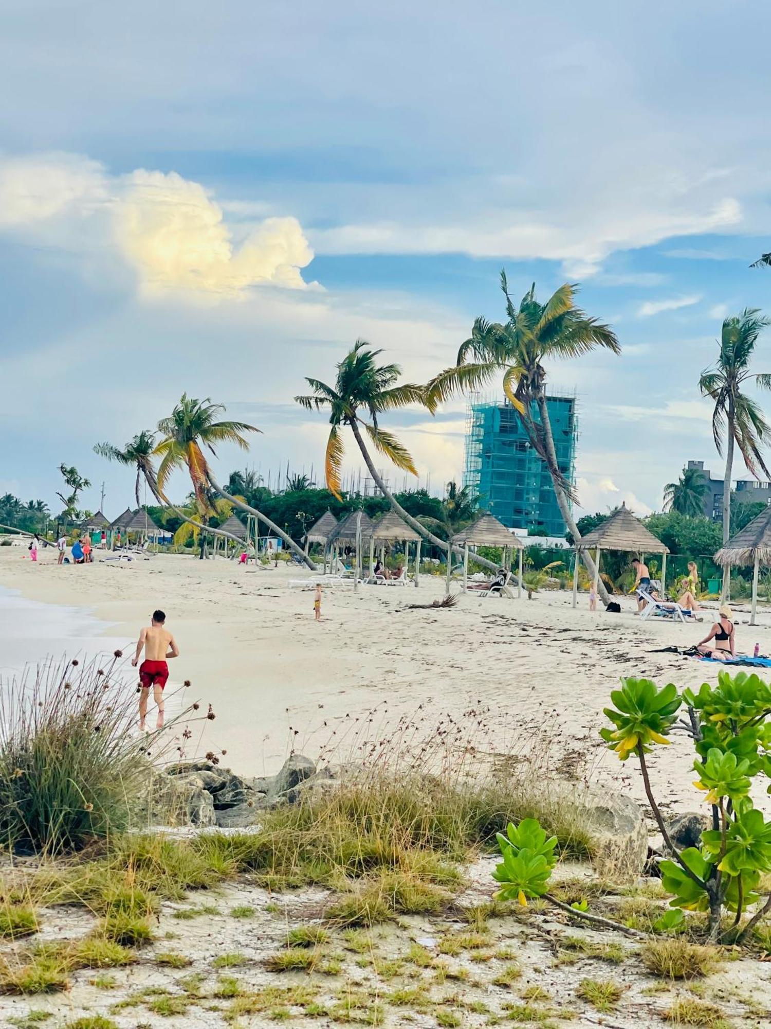 La Isla Tropica Hotel Гурайдо Екстериор снимка